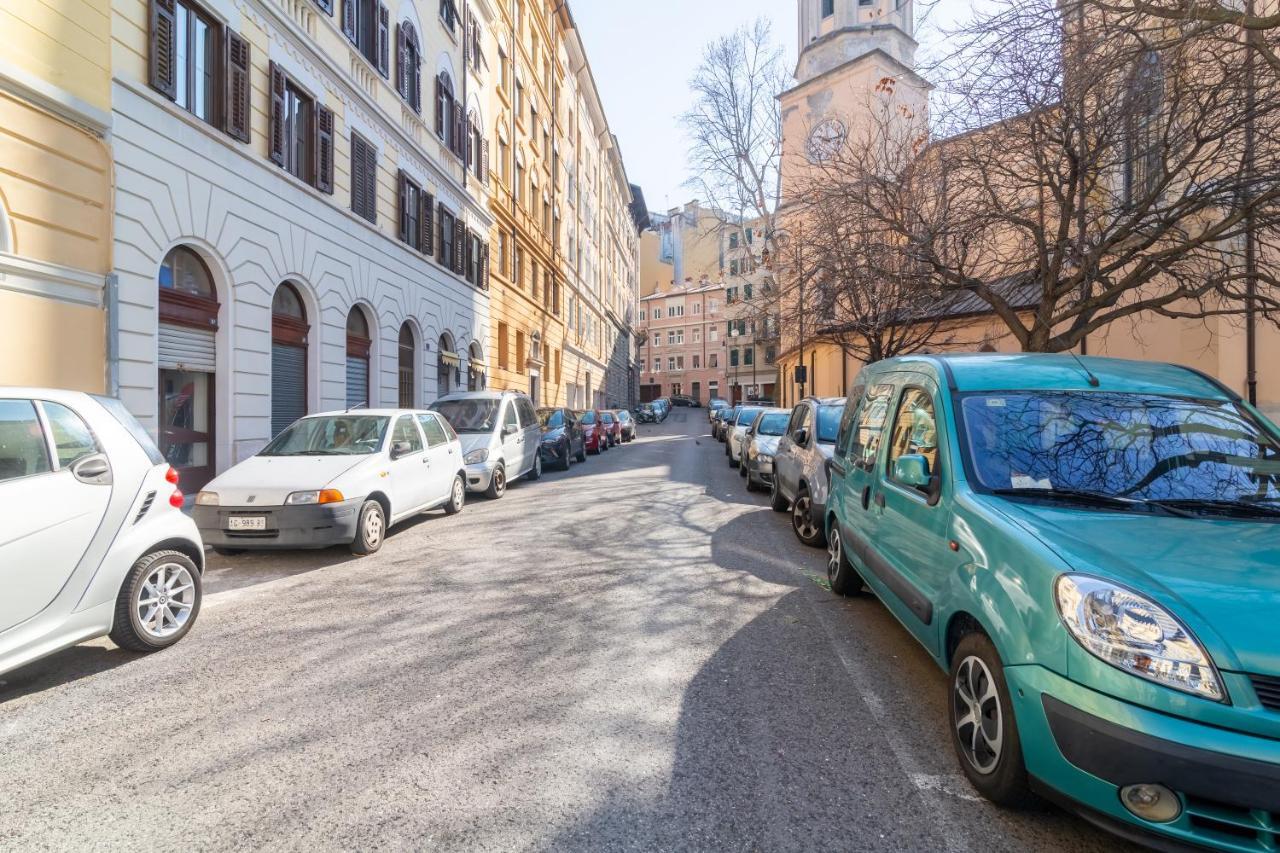 Frida Apartment Nuovo Luminoso Con Vista Aperta Trieste Dış mekan fotoğraf